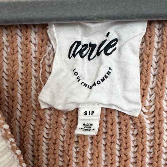 Aerie V-Neck Striped Sweater in Tan and Cream - Picture 3 of 4